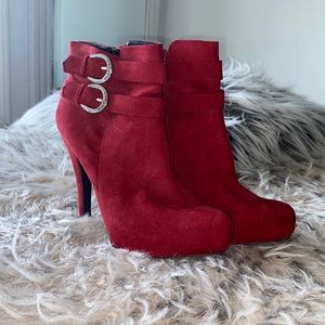 Sexy suede red heeled boots!